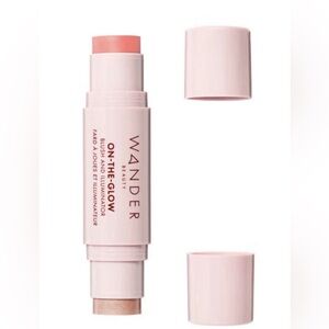 Wander Beauty On The Glow Blush and Illuminator in CORAL ROSE/
Nude Glow, NIB